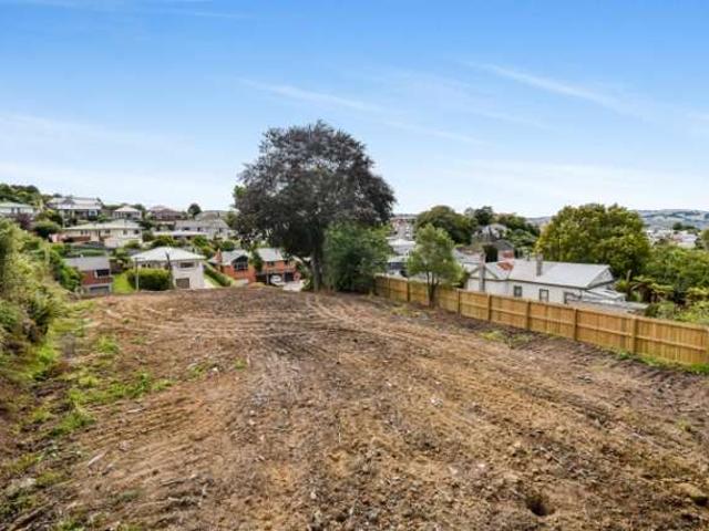 Land for sale in Otakou