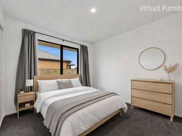 House for sale in Chaslands, Canterbury