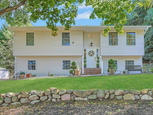 House for sale in Tallman, Village of Airmont