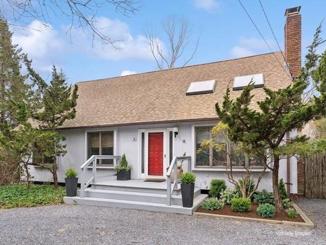 House for sale in Wainscott, New York