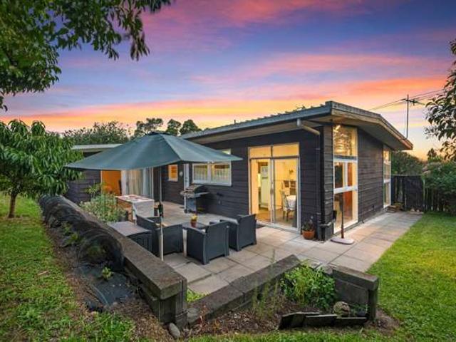 House for sale in Howick, Oroua County