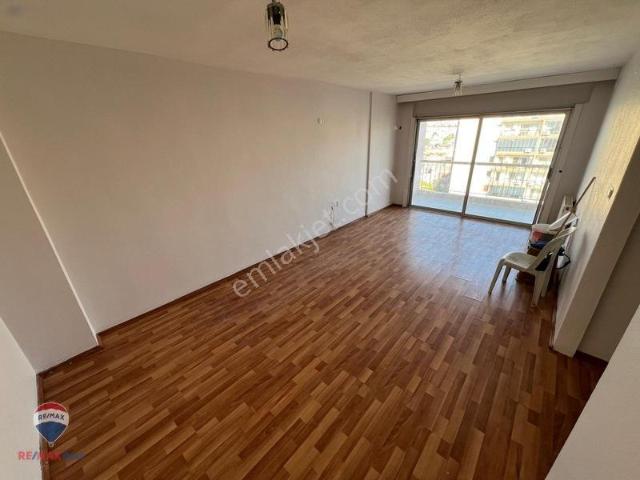Tepekule Mahallesi, Bayraklı içerisinde kiralık mülk