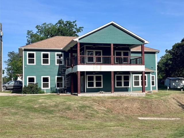 House for sale in Pottsboro, Texas
