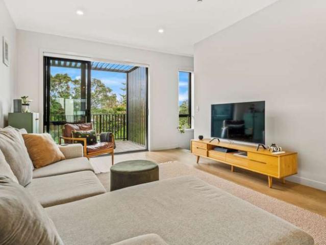 House for sale in Paremoremo