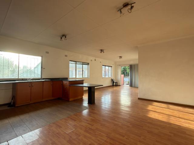 Apartment for sale in Seaview, Kwazulu-natal