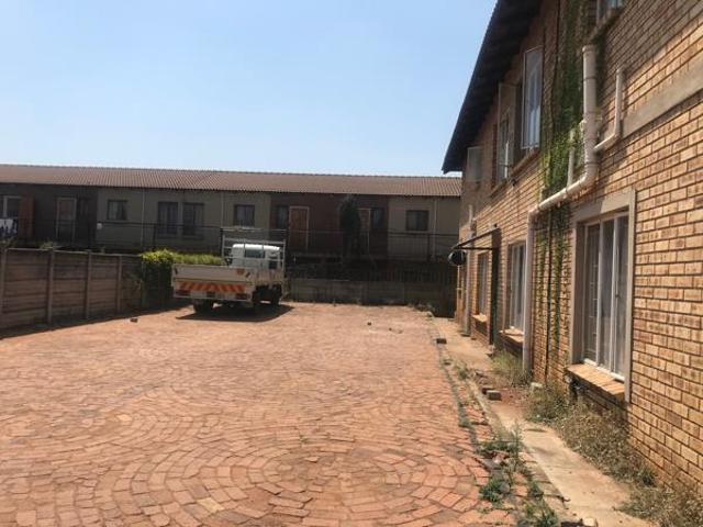 Apartment for sale in Tlhabane, North West