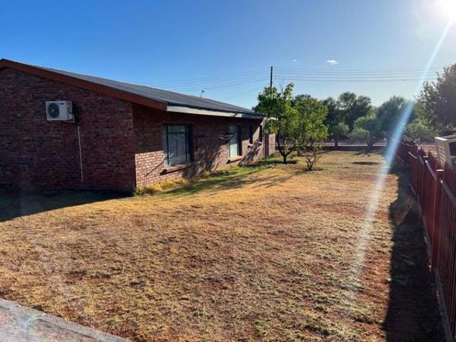 House for sale in Kgalagadi, Northern Cape
