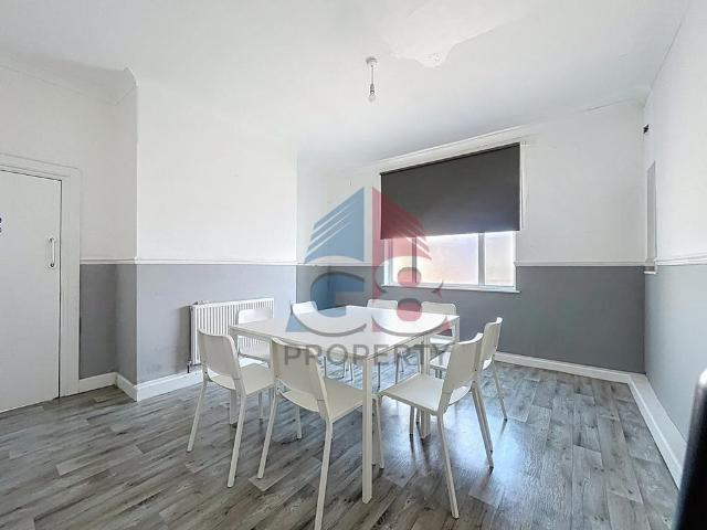 Room for rent in Lakeside, South Yorkshire