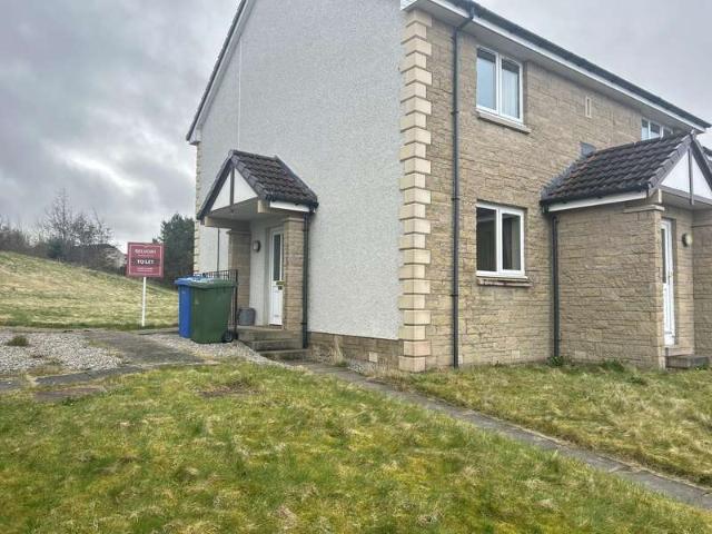 Property for rent in Milton of Leys, Lentran