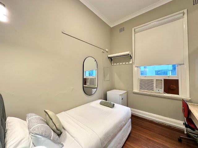 Room for rent in Chinatown, Sydney