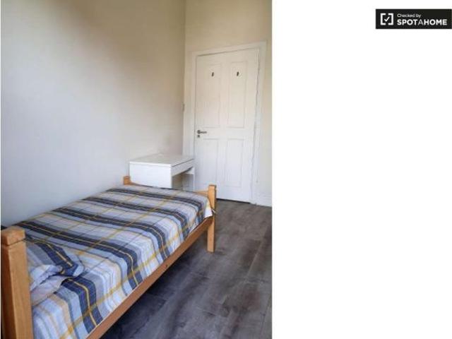Property to rent in Bluebell, North Tipperary