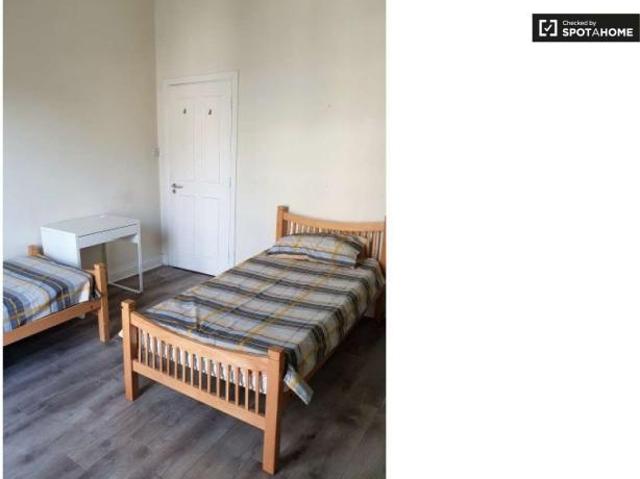 Property to rent in Bluebell, North Tipperary