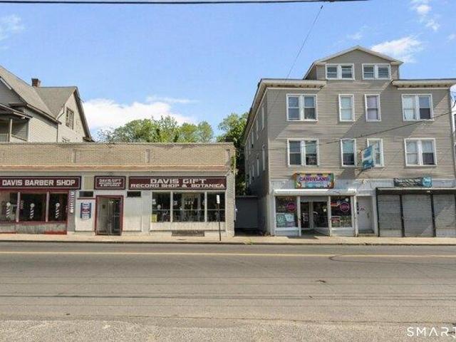 House for sale in Waterbury, Connecticut