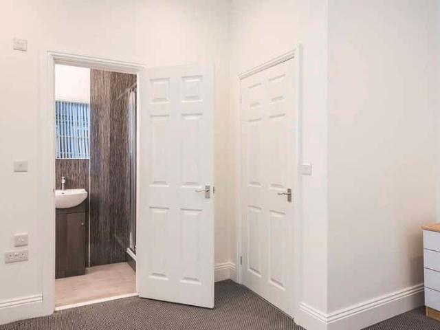 Apartment for rent in Woodhouse, West Yorkshire