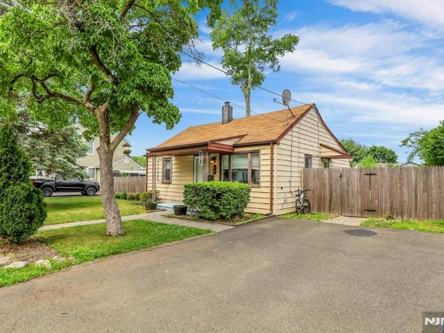 House for sale in Passaic, New Jersey