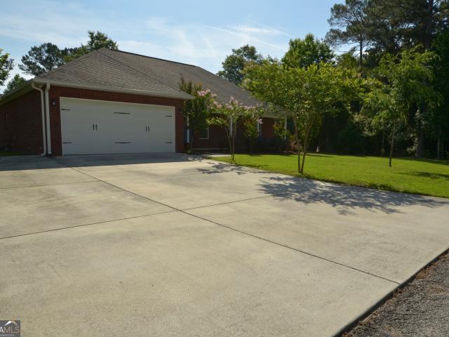 House for sale in Hawkinsville, Georgia