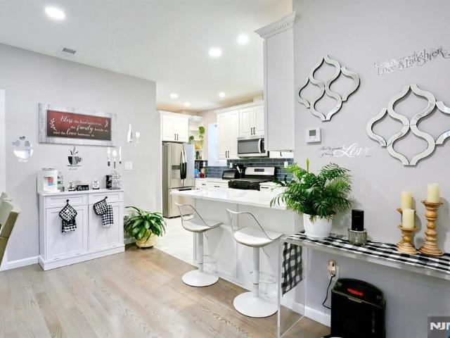 Duplex for sale in Lodi Duplex for sale in Lodi