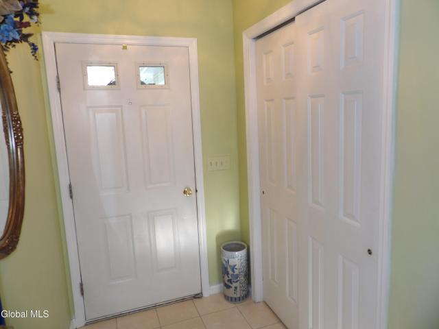 Townhouse for sale in Castleton On Hudson, New York