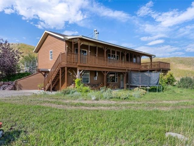 House for sale in Twin Bridges, Montana