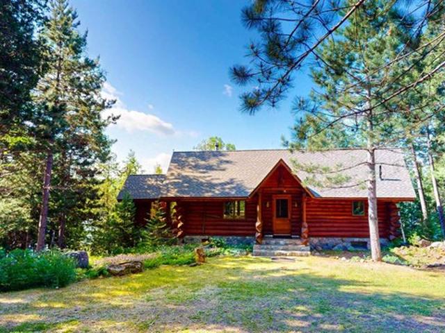 House for sale in Grand Marais, Minnesota