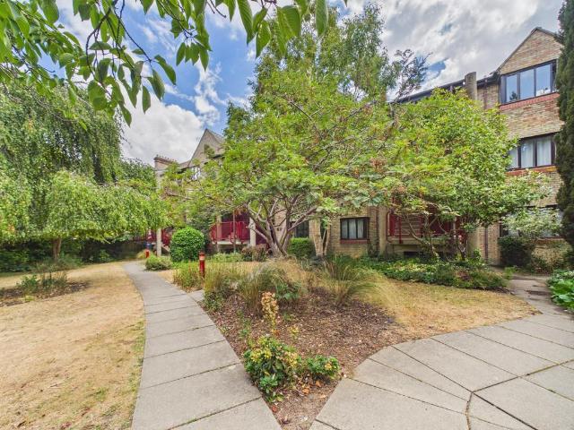 Apartment for rent in Eddington, Cambridge