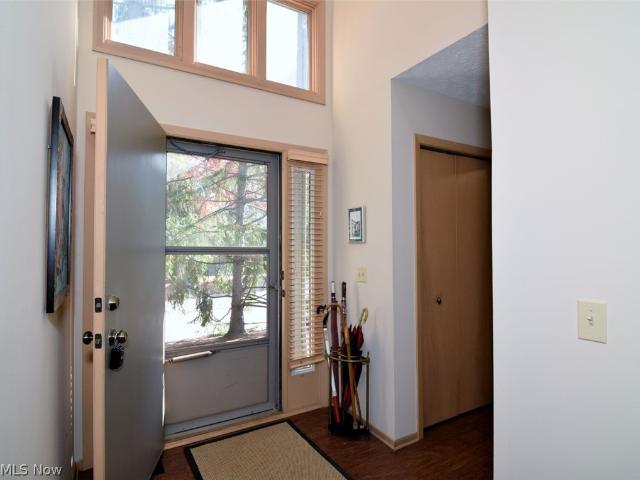 Condo for sale in Beachwood, Cuyahoga County