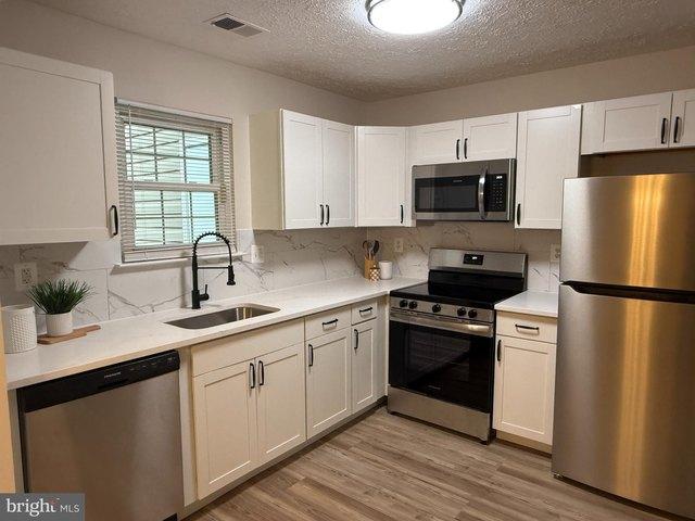 Townhouse for sale in Indian Head, Maryland