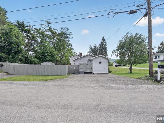 House for sale in Glenwood, New Jersey
