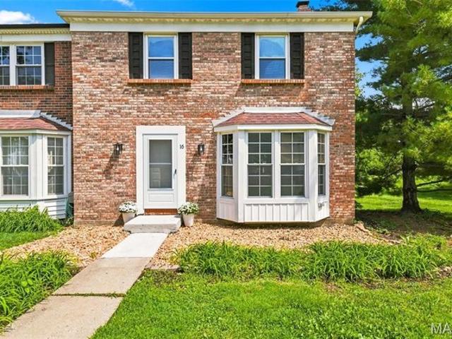 Townhouse for sale in Saint Peters, Missouri