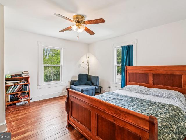 House for sale in Crisfield, Maryland