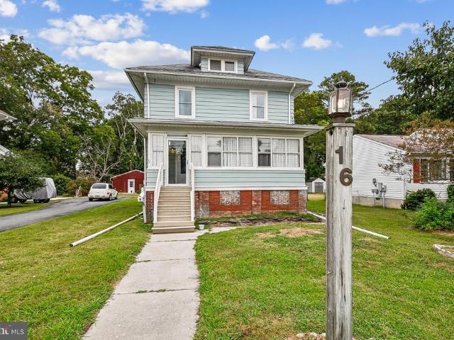 House for sale in Crisfield, Maryland