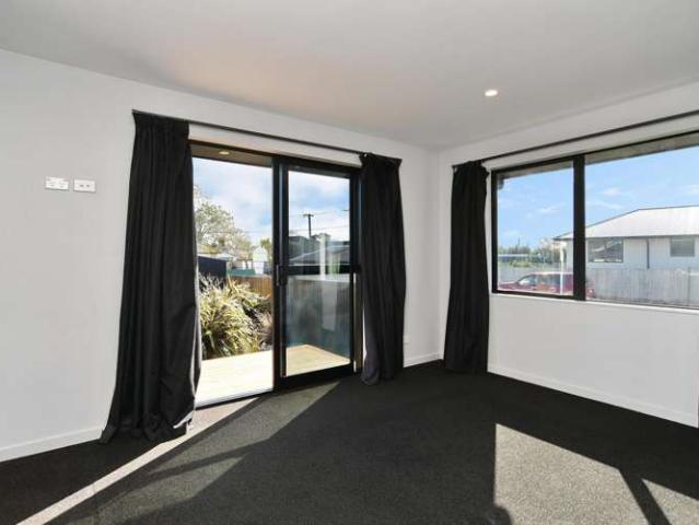 House for sale in Chaslands, Canterbury
