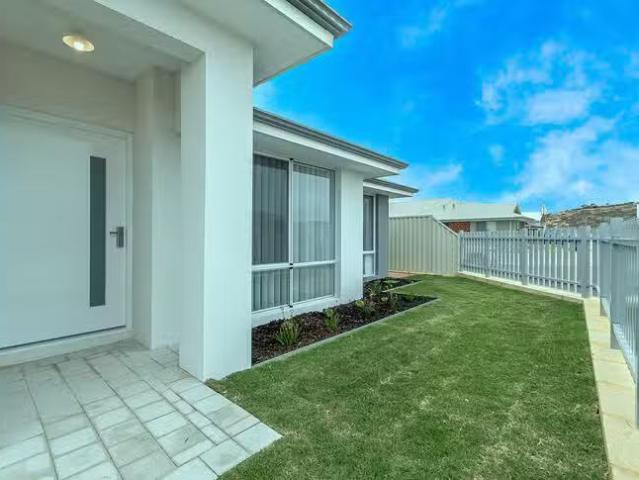 House for rent in Golden Bay