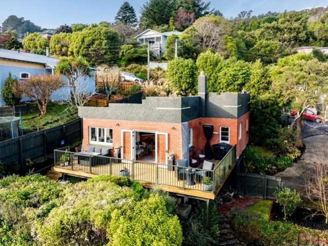 House for sale in Otakou