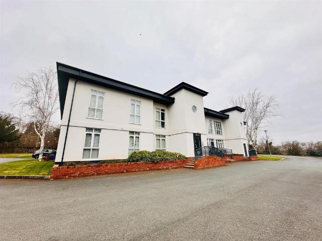 Apartment for rent in Tettenhall Wood, Wolverhampton