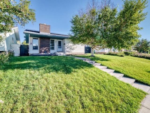House for sale in Dover, Calgary