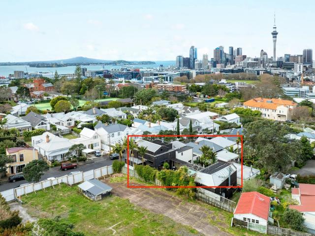 House for sale in Auckland, Oroua County