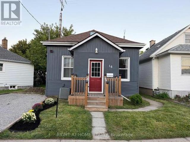House for sale in Niagara, Ontario