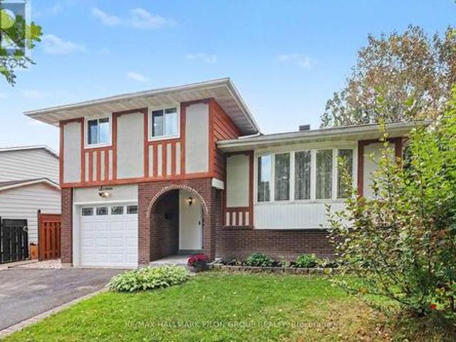 House for sale in Blackburn Hamlet, Ottawa