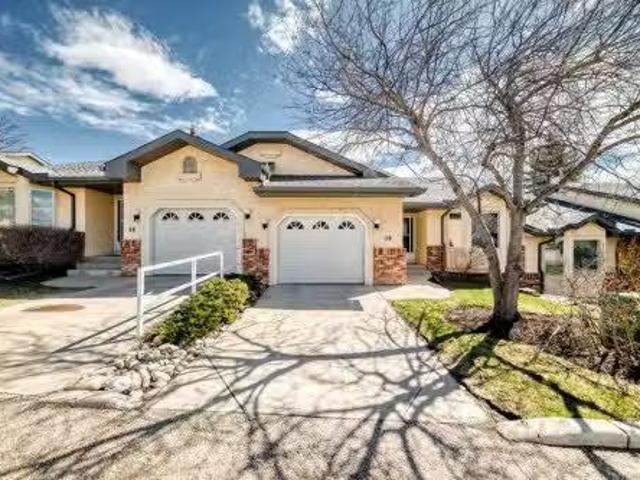 Condo for sale in Northwest, Alberta