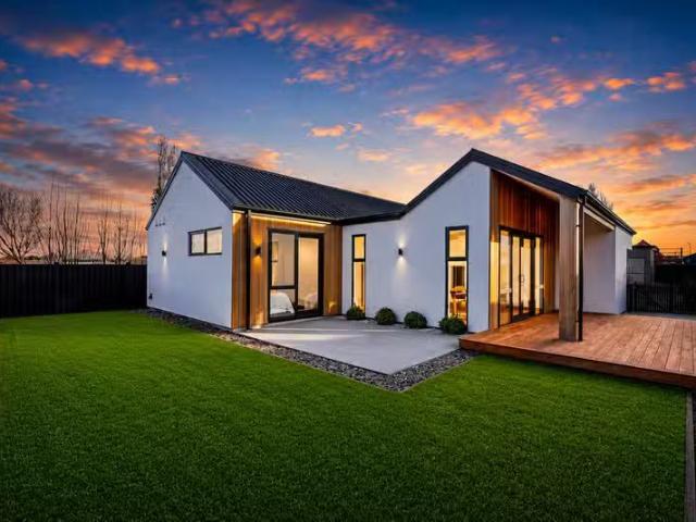 House for sale in Casebrook, Canterbury