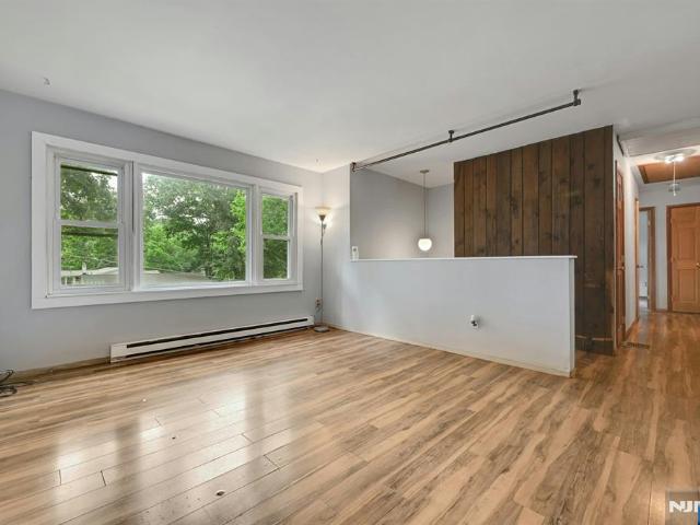 House for sale in Wantage, Sussex County