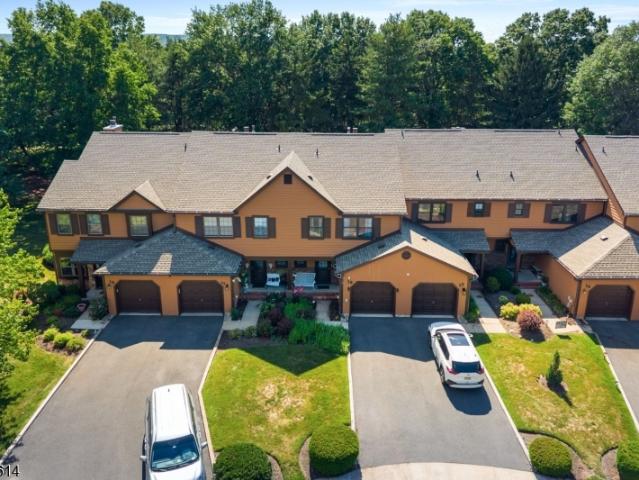 Townhouse for sale in Flagtown, New Jersey