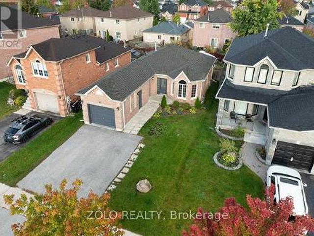 House for sale in Barrie, Central Ontario