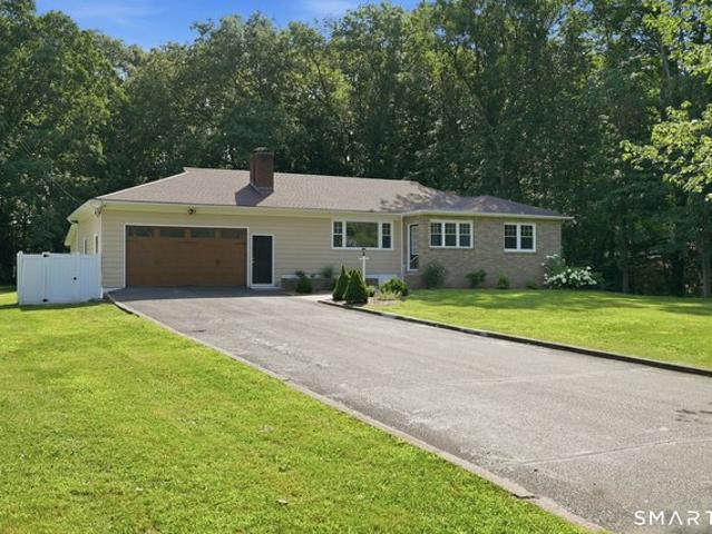 House for sale in North Haven, Connecticut