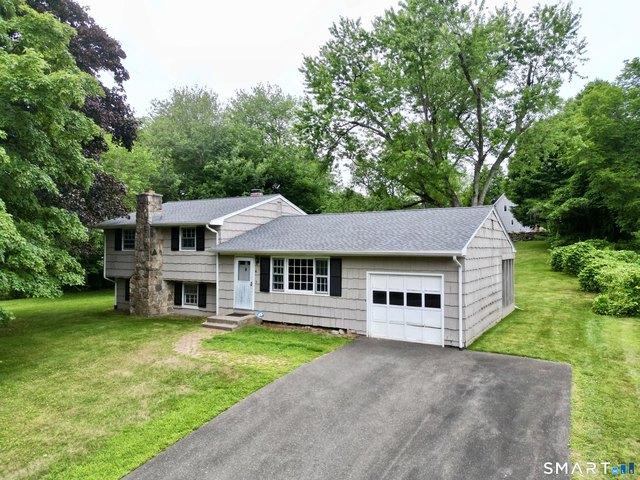 House for sale in Trumbull, Connecticut