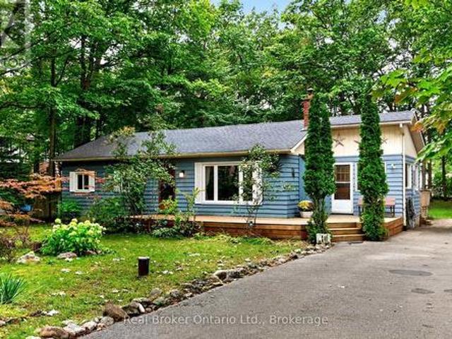 House for sale in Tiny, Central Ontario