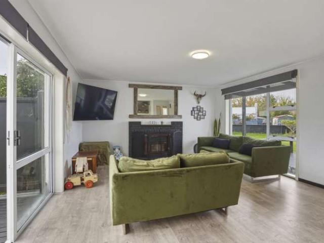 House for sale in Otakou