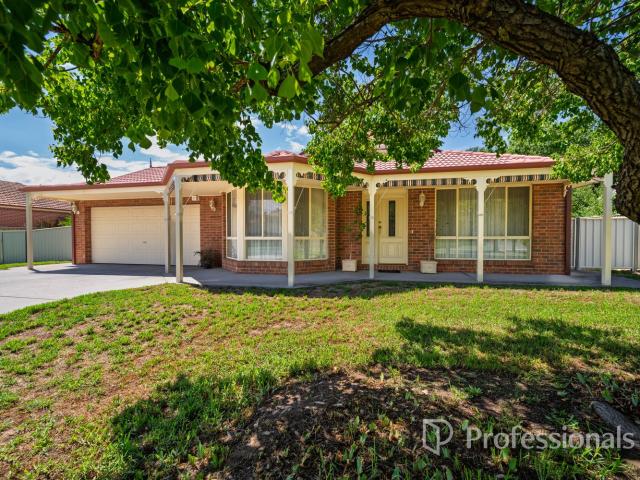 Granny Flat for rent in Wodonga, Victoria