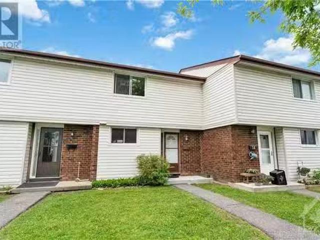 Condo for sale in Nepean, Ontario